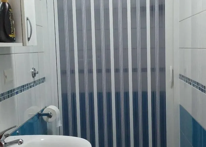 Alojamento de Acomodação e Pequeno-almoço Di Luna